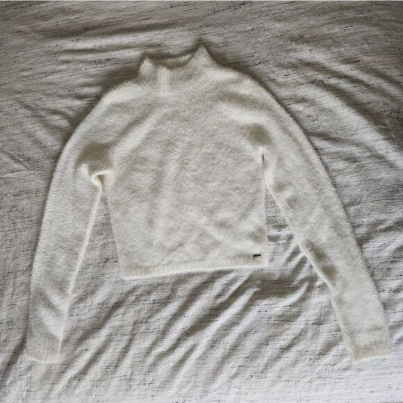 Hollister White Mock Neck Sweater Soft Knit Cream - Picture 1 of 4